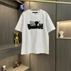 T-shirt francesa de designer de verão e feminino com impressão de cartas Casual e elegante algodão redondo algodão top solto de manga curta preto e branco camiseta