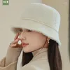 Berets Winter Bucket Hats For Women Flat Top Fisherman Cap Female Keep Warm Fashion Design Beads Chain Faux Fur Korean