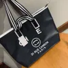Модная роскошная дизайнерская сумочка новая мода многофункциональная большая мощность нейлоновая девочка Crossbody Bag Tote Factory Promotion розничная торговля оптом