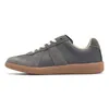 2024 Skor Kvinnors nya äkta läder One Step Men's Shoes Pure Original Loves Thick Sole Shoes Dexun Men's Trendy Flat Mm6 Bottom Loves Casual Sports Shoes IO01