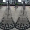 2018 Urocze czarne zasłony ślubne One Warstwa Chaple Train Appliques Hemmed Bride Wedding Veil Akcesoria 187x