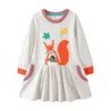 Robes de fille sautant les mètres nouveaux autocirrels d'arrivée autocollants d'automne enfants filles habillues longues princesse anniversaire cadeau chaud topl240508