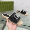 2024 Nuovo G Straw Weave Slipper Designer Sandals Platform Slides Muls Crystal Mule Womans Summer Fuggio Flops Flip di fondo Spesso cursore Piscina Speach espadrilles