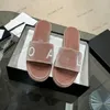 Дизайнерские сандалии женщины бархатные туфли на скольз