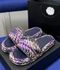 Paris Designer Luxury Slifors Brand Sandals da donna Sandali 2C Canale Casualmente Scarpe Flat Flat Women's Mule Beach Beach Anti Slip Flip Flip Fashi