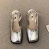 Designer kvinnors sandaler Mary Jane High Heels French Square Head Thick Heel Slippers Retro Spring and Autumn Single Shoes Sandaler Baotou Half Drag