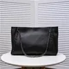 Fashion Brand Luxury Design Vintage Backet Back 2023 Fashion Retro Style Fashion Fashion One Lady Womens Cross Body Corpy Chain Cutches Totes Bags Scla