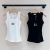 Fashion Tank Top Femmes Logo Logo Tops Femmes Été Short Slim Navel Exposed tenue élastique Sports Tites tricotés