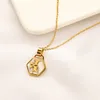 Neuer Designer romantischer Liebesgeschenkkette Hochwertige Frauen Schmuck Langkette Luxusdesigner 18K Gold Platted Halskette Einfacher Mode -Anhänger Halskette