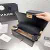 Klassische heiße Mama -Bag -Serpentine auf einzigartigem und innovativem neuem Originalleder Das Original -Hardware -Logo hoher Qualität von 25 KQVV