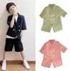 Vêtements Ensembles pour enfants garçon Girl Girl Small Fower Child Performance Robe Boys's Boys Tre