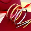 Designer Love Gold Armband Jewlery Designer für Frauen Männer Bangle Rose Silber Full Diamond Armbänder hohe Qualität 18K Gold Nicht allergisch und verblassende Schraube Qmer