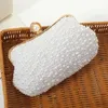 Luxury Pearl Inlay Hardware Decoration Small Diamond Inlaid Clutch Purses Party Handbag Evening Bag Banket Dinner klänning 240430