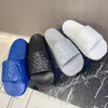 Designer Slippers Sandals Platform Slippers Anti Slip Trendy Brand Brand Couples Rester à la maison Nouvelle semelle épaisse, pantoufles de pantoufles fraîches élevées