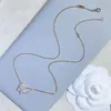 Heiße 925 Silber Van Butterfly Volldiamant Halskette mit 18 Karat Gold Präzisionskragenkette Elegant und minimalistischer Stil
