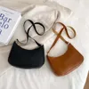 Mode 7Styles Classic Corsbody Damen -Plüsch -Handtasche mit Buchstaben süße Abendtaschen Schulter Make -up -Tasche Originalausgabe