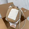 Nuovo designer estivo intrecciato borsedina borsetto per spalla di lusso per spalla di lusso da donna con borse intrecciate di alta qualità borse da spiaggia di alta qualità 2024 Crossbody casual Lady Weave Vacation