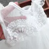 洗礼服の誕生日おめでとうドレスエレガントな女の子刺繍入りフラワービーズホワイトバプテストチュチストチャイルドフォーマルイブニングQ2405071