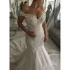 Plus van elegante maat schouderjurken zeemeermin kanten applique kralen Afrikaanse Dubai strand trouwjurk Vestidos de noiva