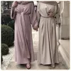 Robes décontractées 2024 Cardigan modeste musulman pour les femmes Eid arabe abaya dubai robe islamique quotidien à manches longues Vêtements de dinde