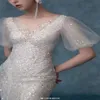 Robes mariage moderne avec sirène bling design paillettes perles de mariée de la robe nuptiale