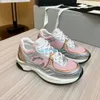 2024 Designer Running Shoes Canale del marchio Sneakers Womens Lace-Up Casual Classic Trainer SDFSF Effetto in pelle scamosciata Effetto City GSFS Dimensione