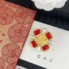 La marque de marque Brooch de luxe 18 carats conçoit des broches de luxe pour les femmes élégantes charmantes de haute qualité en zircon incruste de bijoux de bijoux