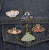 Women Insect Series Clothes Brooches Butterfly Moth Model Drop Oil Pins European Alloy Moon Eye Enamel Cowboy Backpack Badge Jewel3462198