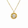 Colar feminino feminino simples colar de pérolas barroca versátil cobre banhado a ouro verdadeira tendência de ouro incrustado em cadeia de colarinho de pérolas