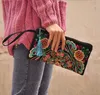 Femmes ethniques National Retro Butterfly Flower Sacs Handbag Coin Purse brodered Lady Clutch Tassel Small Flap Summer Sale 240416