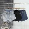 Jeans pour femmes à la mode verticale à rayures à rayures en denim short denim féminin 2024 Pantalon de taille haute et d'été