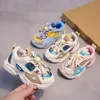 男の子のためのベビー幼児靴