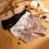 Potte de femmes Summer Broidered Lace Underwear Femmes Briefes Coton Pure Coton Antibactérien Antibactérien Sexy Tourde sans couture Triangle respirant