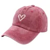 Ball Caps Baseball chapeau printemps / été femelle brodée pêche coeur lavage denim décontracté coréen mince couple