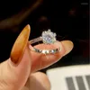 Cluster anneaux KNB 1CT Classic délicat certifié Moisanite Diamond Wedding for Women Real 925 Silver Silver High Quality Fine Jewelry