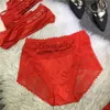 Frauenshorts modische Strassstein rote Unterwäsche Seide Satin All-Match-Dreieck vier Jahreszeiten