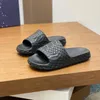 Designer -Hausschuhe Sandalen Plattform Hausschuhe Anti -Schlupf -Trendy Brand -Pantoffeln Paare bleiben zu Hause. Neue dicke einzige Wörter Pantoffeln Erhöhte Kühlschuhe 03