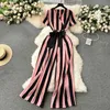 Jumpsuits femeninos Rompers Mujeres gentiles Stripe V Cuello sin cuello 2024 Lace arriba Bow High Street Street Style Summer Long Senior Rompers D240507