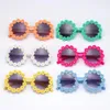 Kids Sun Glasses Children Round Daisy Flower Sunglasses Outdoor Protection Eyewear Festival Party Fashion Shades for Girls 240423