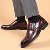 Scarpe casual abito classico per uomini moca