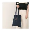Shoppingväskor koreanska butiksbrev trycker axelväska broderi satin tote handväska söt shoppare återanvändbar för kvinnor flicka