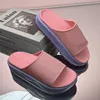 2024 Sllippers Män Kvinnor Sandaler Plattform Slides Luxury Designer Multicolor Black White Blue Maroone Rubber Slipper Fashion Beach Shoes Sliders