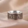 Bagues de mariage skyrim en acier inoxydable Triquetra Anneau de nœud irlandais pour hommes femmes vintage nordique anneaux de doigt talisman