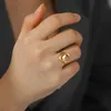 Обручальные кольца Skyrim Punk Gothic Moon Bat Ring Кольцо из нержавеющей стали женщины кольца кольца хип -хоп подарки для животных подарки косплей Хэллоуин аксессуары