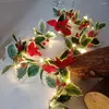 Decoratieve bloemen 2meter kunstmatige poinsettia kerstslinger met rode bessen en hulstbladeren LED -touwlichten voor decoratie
