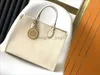 10A Calidad original NUEVO Summer Luxury Shoulder Designer Clase de cuero Reduck Round Round Hanging Bag Bag Bags Bolsfols Crossbody Fashion Fashion