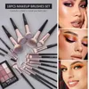 Brosses de maquillage maange 18 PCS Brouste Stockage Set Bristle Basic Basic Bross Omber Shadow Powder Blusher Rocinier pour les femmes débutantes Q240507