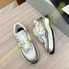 Hoge kwaliteit Designer Luxe damesschoenen Casual Outdoor Sneakers Vintage Suede Leather Dames en Men Trainers Fashion Derma Casual Shoes P58