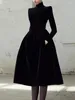 カジュアルドレススサイソリッドベルベット濃厚なエレガントな女性プロム服ドレスタートルネックロングスリーブハイウエストビンテージスタイル2024年su-D068