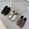 The Row the * Row 2024 Spring New Lefu Shoes Femme's's SheepSkin plissée Rond Sole plate Chaussures simples étape sur de petites chaussures en cuir f4lp